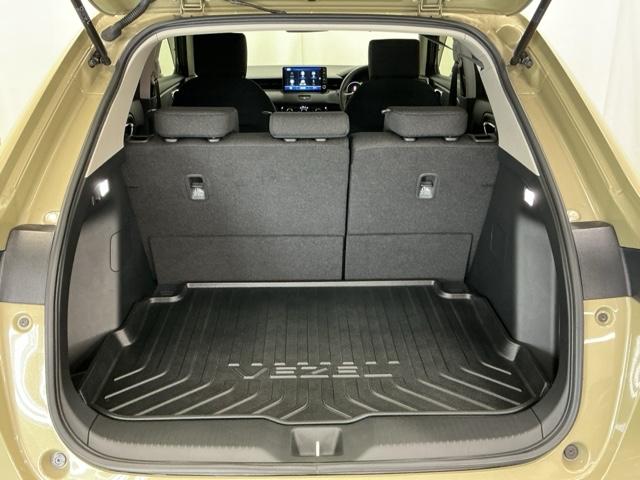 ヴェゼル e:HEVX ドラレコ ナビ Rカメラ ブルートゥース ソナー クルコン エアコン シ-トヒ-タ- スマキー VSA LEDライト ETC車載器 DVD エアバッグ ABS 地デジTV キーレスエントリー(31枚目)