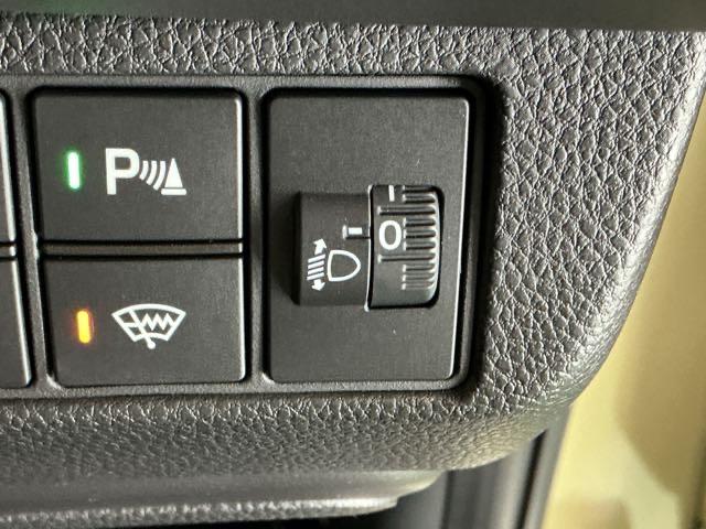 ヴェゼル e:HEVX ドラレコ ナビ Rカメラ ブルートゥース ソナー クルコン エアコン シ-トヒ-タ- スマキー VSA LEDライト ETC車載器 DVD エアバッグ ABS 地デジTV キーレスエントリー(55枚目)