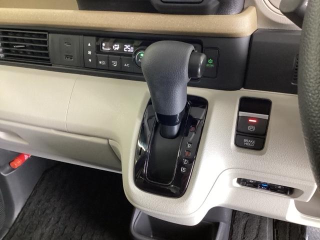 Ｎ－ＢＯＸ ベースグレード　ドラレコ　ナビ　Ｒカメラ　ブルートゥース　衝突軽減システム　スマートキ－　カーテンエアバック　イモビライザー　ＥＣＯモード　横滑り防止　オートクルーズ　ＬＥＤヘッドライト　キーフリー　地デジ　ＡＢＳ（19枚目）