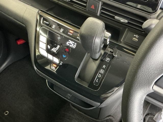 デイズ ハイウェイスターＸ　ナビ　Ｒカメラ　ブルートゥース　ＣＤ　ＥＴＣ　ＤＶＤ再生可能　フロントベンチシート　横滑り防止　全周囲カメラ　ＬＥＤ　イモビライザー　インテリジェントキー　アイドリングストップ　オートエアコン　記録簿（16枚目）