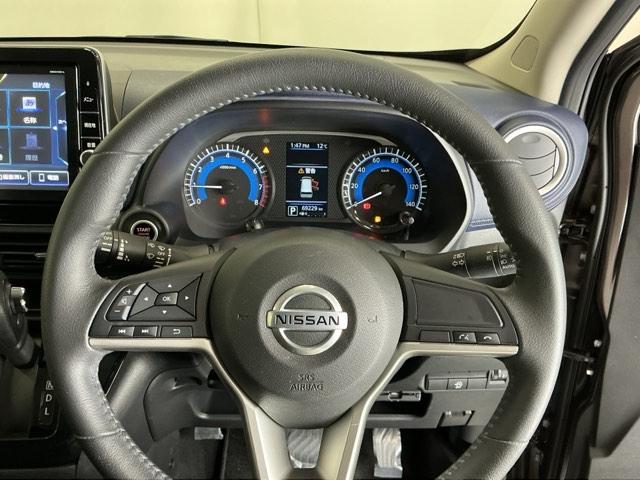 デイズ ハイウェイスターＸ　ナビ　Ｒカメラ　ブルートゥース　ＣＤ　ＥＴＣ　ＤＶＤ再生可能　フロントベンチシート　横滑り防止　全周囲カメラ　ＬＥＤ　イモビライザー　インテリジェントキー　アイドリングストップ　オートエアコン　記録簿（21枚目）