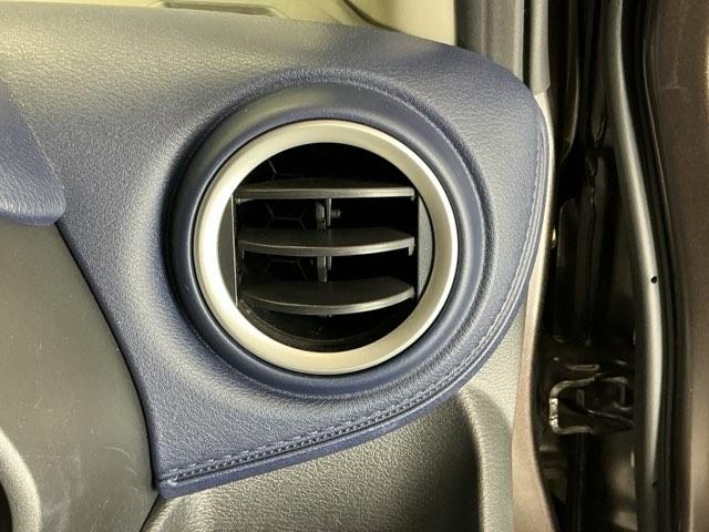 デイズ ハイウェイスターＸ　ナビ　Ｒカメラ　ブルートゥース　ＣＤ　ＥＴＣ　ＤＶＤ再生可能　フロントベンチシート　横滑り防止　全周囲カメラ　ＬＥＤ　イモビライザー　インテリジェントキー　アイドリングストップ　オートエアコン　記録簿（43枚目）