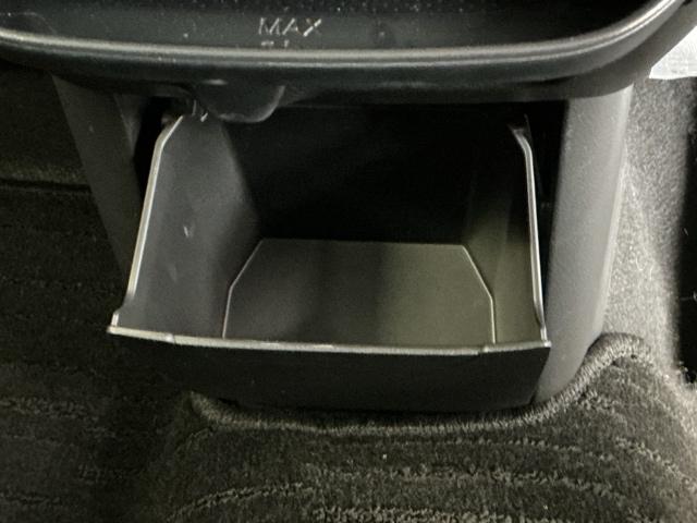 デイズ ハイウェイスターＸ　ナビ　Ｒカメラ　ブルートゥース　ＣＤ　ＥＴＣ　ＤＶＤ再生可能　フロントベンチシート　横滑り防止　全周囲カメラ　ＬＥＤ　イモビライザー　インテリジェントキー　アイドリングストップ　オートエアコン　記録簿（53枚目）