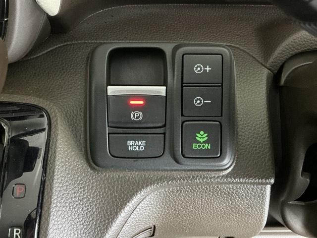 Ｎ－ＢＯＸ Ｌ　ナビ　Ｒカメラ　ブルートゥース　フルセグ　衝突回避支援ブレーキ　Ｉ－ＳＴＯＰ　クリソナ　ＰＷ　パワステ　Ｓヒーター　スマ－トキ－　Ｂカメ　地デジＴＶ　横滑り防止　整備記録簿　ＬＥＤライト　エアコン付き（15枚目）