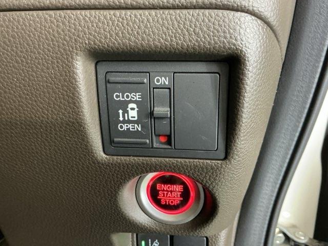 Ｎ－ＢＯＸ Ｌ　ナビ　Ｒカメラ　ブルートゥース　フルセグ　衝突回避支援ブレーキ　Ｉ－ＳＴＯＰ　クリソナ　ＰＷ　パワステ　Ｓヒーター　スマ－トキ－　Ｂカメ　地デジＴＶ　横滑り防止　整備記録簿　ＬＥＤライト　エアコン付き（26枚目）