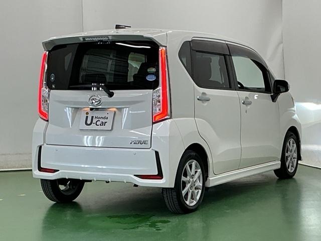 ��^�e�[���Q�[�g�X�|�C���[�����Ńt�H�������X�^�C���b�V���ɂ��Ă��܂��B�������s���ɂ͑��s���萫�\�ɗD��Ă��āA��R��ɂ��傫���v�����܂�