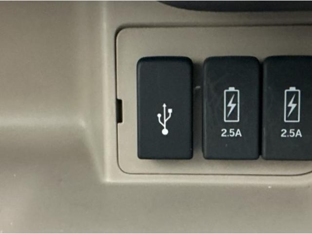 Ｎ－ＢＯＸ Ｇ・Ｌホンダセンシング　ナビ　Ｒカメラ　ブルートゥース　フルセグ　レーダブレーキ　Ａストップ　ＥＳＣ　キーフリーシステム　ＬＥＤライト　オートライト　バックＭ　ＵＳＢ　スマートキー　クルコン　ＥＴＣ　両席エアバック　エアコン（18枚目）