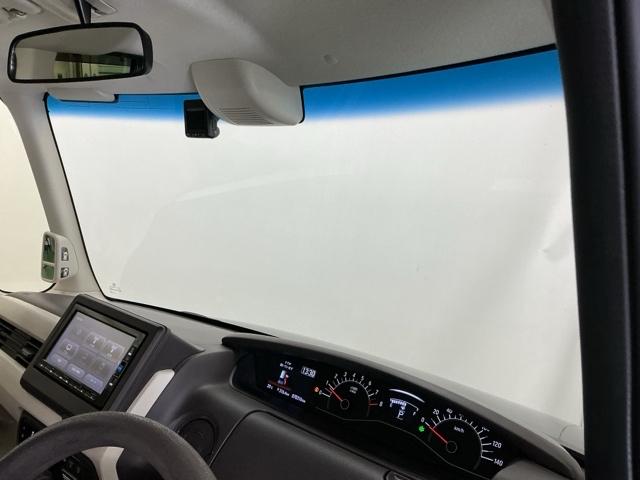 Ｎ－ＢＯＸ Ｇ・Ｌホンダセンシング　ナビ　Ｒカメラ　ブルートゥース　フルセグ　レーダブレーキ　Ａストップ　ＥＳＣ　キーフリーシステム　ＬＥＤライト　オートライト　バックＭ　ＵＳＢ　スマートキー　クルコン　ＥＴＣ　両席エアバック　エアコン（29枚目）