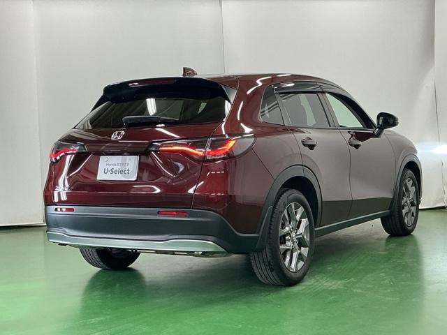 ��^�e�[���Q�[�g�X�|�C���[�����Ńt�H�������X�^�C���b�V���ɂ��Ă��܂��B�������s���ɂ͑��s���萫�\�ɗD��Ă��āA��R��ɂ��傫���v�����܂�