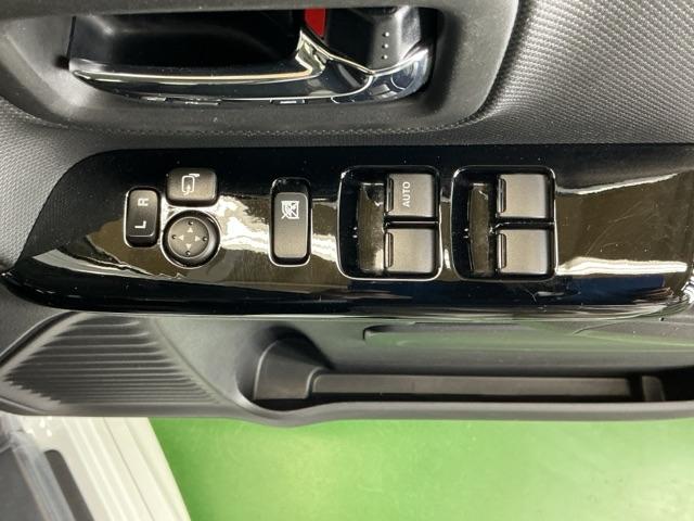 スペーシアカスタム ハイブリッドＸＳ　ドラレコ　ナビ　Ｒカメラ　ブルートゥース　Ｗ電動ドア　クリアランスソナ　スマートキー・プッシュスタート　地デジチューナー　ＤＶＤプレーヤー　ＶＳＡ　シ－トヒ－タ－　助手席エアバッグ　運転席エアバッグ（48枚目）