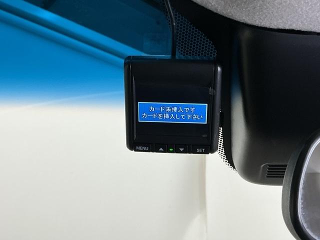 フリード Ｇ・ホンダセンシング　ドラレコ　ナビ　Ｒカメラ　ブルートゥース　スマートキーＰスタート　ＵＳＢ入力　盗難防止システム　横滑防止装置　ＬＥＤランプ　記録簿　リアカメ　クルコン　Ｄレコ　パワーウインド　ウォークスルー　エアコン（13枚目）