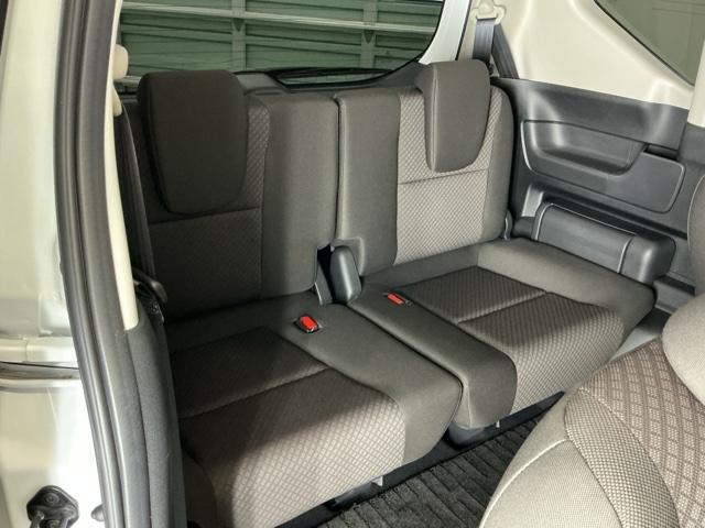 フリード Ｇ・ホンダセンシング　ドラレコ　ナビ　Ｒカメラ　ブルートゥース　スマートキーＰスタート　ＵＳＢ入力　盗難防止システム　横滑防止装置　ＬＥＤランプ　記録簿　リアカメ　クルコン　Ｄレコ　パワーウインド　ウォークスルー　エアコン（23枚目）