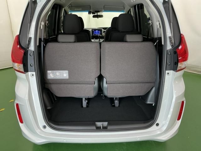 フリード Ｇ・ホンダセンシング　ドラレコ　ナビ　Ｒカメラ　ブルートゥース　スマートキーＰスタート　ＵＳＢ入力　盗難防止システム　横滑防止装置　ＬＥＤランプ　記録簿　リアカメ　クルコン　Ｄレコ　パワーウインド　ウォークスルー　エアコン（31枚目）