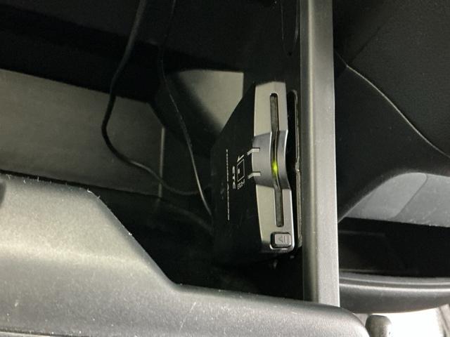 Ｎ－ＢＯＸ ２トーンカラースタイルＧ・Ｌパッケージ　Ｒカメラ　ＣＤ　ＥＴＣ　ワンセグ　アルミホイール　左右エアバック　Ｓキー　横滑り防止装置付　記録簿　パワーウィンドウ　盗難防止装置　パワーステアリング　ＩＳＴＯＰ　ベンチＳ　ＡＢＳ　エアコン（14枚目）