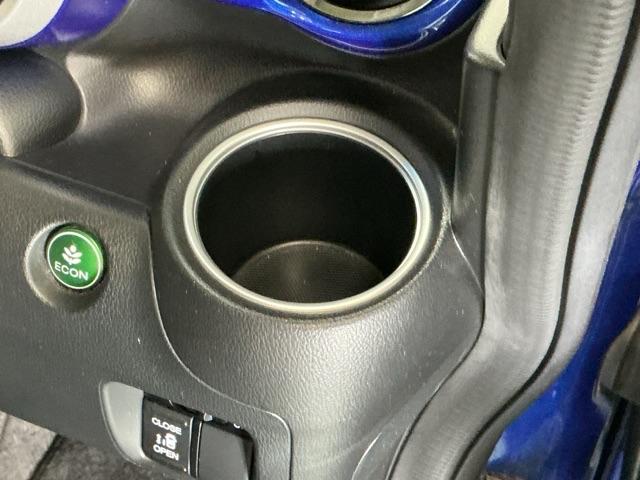 Ｎ－ＢＯＸ ２トーンカラースタイルＧ・Ｌパッケージ　Ｒカメラ　ＣＤ　ＥＴＣ　ワンセグ　アルミホイール　左右エアバック　Ｓキー　横滑り防止装置付　記録簿　パワーウィンドウ　盗難防止装置　パワーステアリング　ＩＳＴＯＰ　ベンチＳ　ＡＢＳ　エアコン（17枚目）