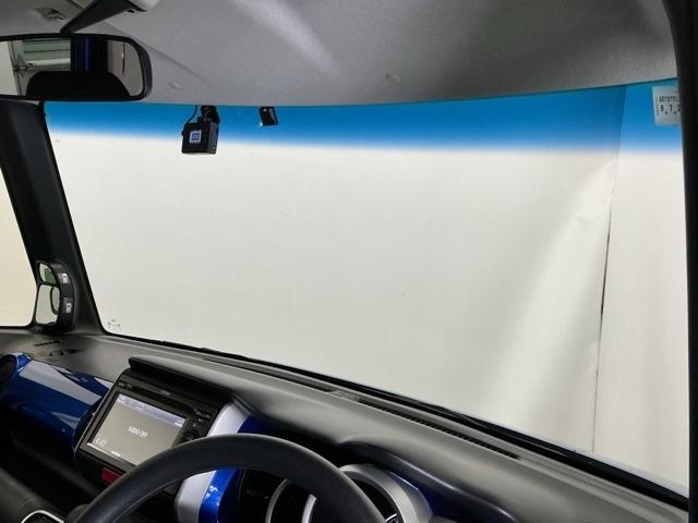 Ｎ－ＢＯＸ ２トーンカラースタイルＧ・Ｌパッケージ　Ｒカメラ　ＣＤ　ＥＴＣ　ワンセグ　アルミホイール　左右エアバック　Ｓキー　横滑り防止装置付　記録簿　パワーウィンドウ　盗難防止装置　パワーステアリング　ＩＳＴＯＰ　ベンチＳ　ＡＢＳ　エアコン（25枚目）