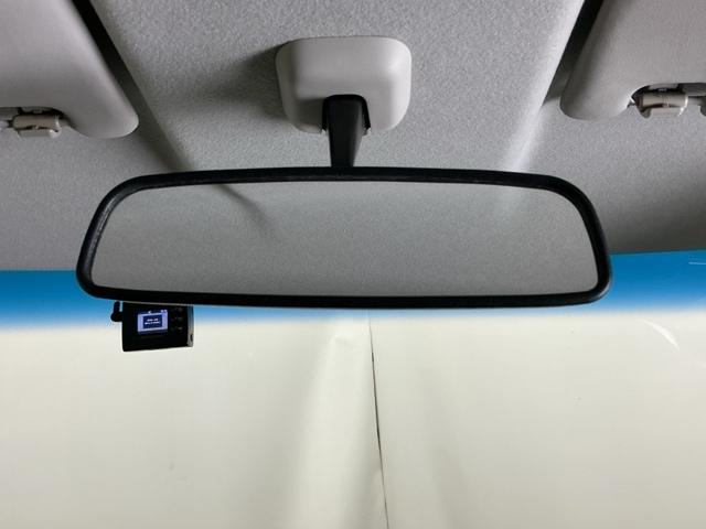 Ｎ－ＢＯＸ ２トーンカラースタイルＧ・Ｌパッケージ　Ｒカメラ　ＣＤ　ＥＴＣ　ワンセグ　アルミホイール　左右エアバック　Ｓキー　横滑り防止装置付　記録簿　パワーウィンドウ　盗難防止装置　パワーステアリング　ＩＳＴＯＰ　ベンチＳ　ＡＢＳ　エアコン（49枚目）