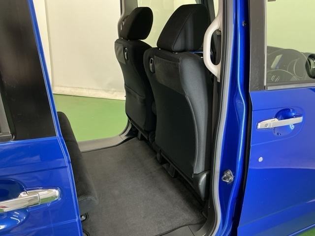 Ｎ－ＢＯＸ ２トーンカラースタイルＧ・Ｌパッケージ　Ｒカメラ　ＣＤ　ＥＴＣ　ワンセグ　アルミホイール　左右エアバック　Ｓキー　横滑り防止装置付　記録簿　パワーウィンドウ　盗難防止装置　パワーステアリング　ＩＳＴＯＰ　ベンチＳ　ＡＢＳ　エアコン（52枚目）