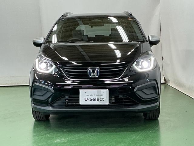 フィット ｅ：ＨＥＶクロスター　ドラレコ　ナビ　Ｒカメラ　ブルートゥース　インテリキー　キーフリー　ＬＥＤヘットライト　イモビライザー　サイドカーテンエアバック　Ｃソナー　クルコン　パワーウインドウ　エアコン　ＵＳＢ　記録簿　ＥＴＣ（6枚目）