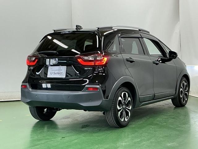 フィット ｅ：ＨＥＶクロスター　ドラレコ　ナビ　Ｒカメラ　ブルートゥース　インテリキー　キーフリー　ＬＥＤヘットライト　イモビライザー　サイドカーテンエアバック　Ｃソナー　クルコン　パワーウインドウ　エアコン　ＵＳＢ　記録簿　ＥＴＣ（8枚目）