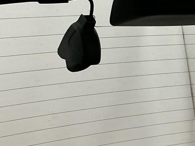 フィット ｅ：ＨＥＶクロスター　ドラレコ　ナビ　Ｒカメラ　ブルートゥース　インテリキー　キーフリー　ＬＥＤヘットライト　イモビライザー　サイドカーテンエアバック　Ｃソナー　クルコン　パワーウインドウ　エアコン　ＵＳＢ　記録簿　ＥＴＣ（14枚目）