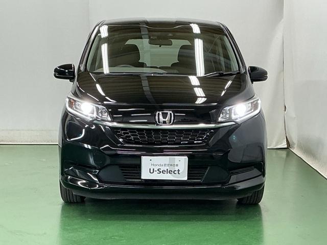 フリード Ｇ・ホンダセンシング　ドラレコ　ナビ　Ｒカメラ　後席モニター　Ｗ電動ドア　キーフリ　スマートキーシステム　イモビ　ＵＳＢポート　カラーバックモニター　横滑防止装置　ＬＥＤランプ　整備点検記録簿　エアコン　クルコン　ＳＲＳ（6枚目）