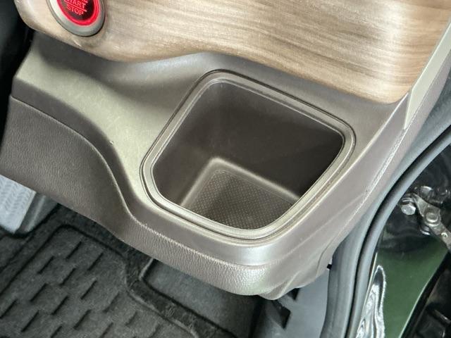 フリード Ｇ・ホンダセンシング　ドラレコ　ナビ　Ｒカメラ　後席モニター　Ｗ電動ドア　キーフリ　スマートキーシステム　イモビ　ＵＳＢポート　カラーバックモニター　横滑防止装置　ＬＥＤランプ　整備点検記録簿　エアコン　クルコン　ＳＲＳ（20枚目）