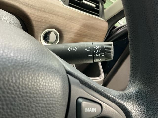 フリード Ｇ・ホンダセンシング　ドラレコ　ナビ　Ｒカメラ　後席モニター　Ｗ電動ドア　キーフリ　スマートキーシステム　イモビ　ＵＳＢポート　カラーバックモニター　横滑防止装置　ＬＥＤランプ　整備点検記録簿　エアコン　クルコン　ＳＲＳ（27枚目）