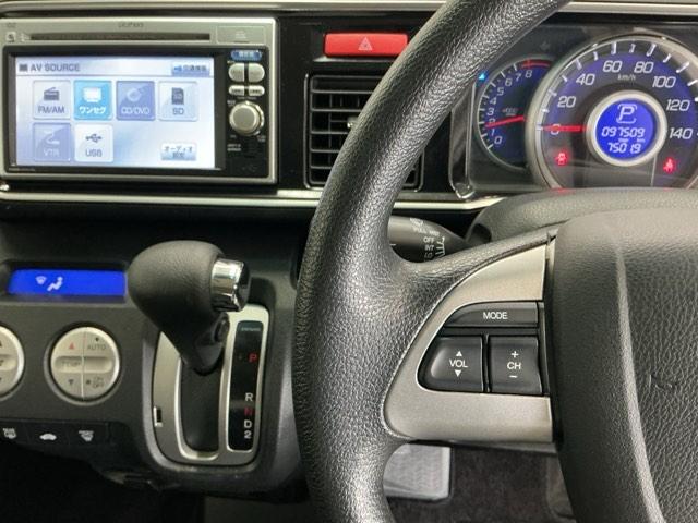 ライフ ディーバスマートスタイル　ナビ　Ｒカメラ　ＣＤ　ＥＴＣ　ＤＶＤ　バックカメ　パワステ　スマートキーシステム　オートエアコン　キーフリー　ＰＷ　ベンチシート　イモビライザー　ＡＢＳ　エアバッグ　Ｗエアバッグ（3枚目）