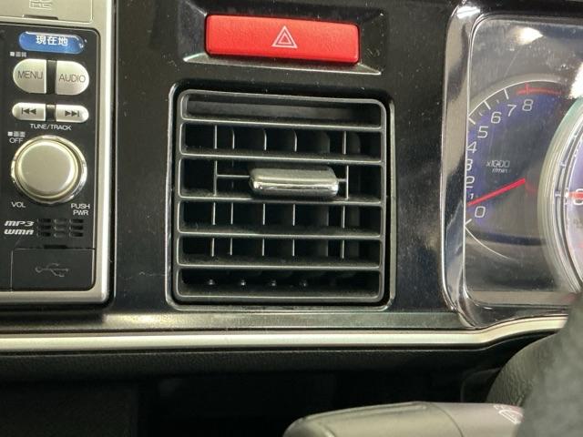 ライフ ディーバスマートスタイル　ナビ　Ｒカメラ　ＣＤ　ＥＴＣ　ＤＶＤ　バックカメ　パワステ　スマートキーシステム　オートエアコン　キーフリー　ＰＷ　ベンチシート　イモビライザー　ＡＢＳ　エアバッグ　Ｗエアバッグ（55枚目）