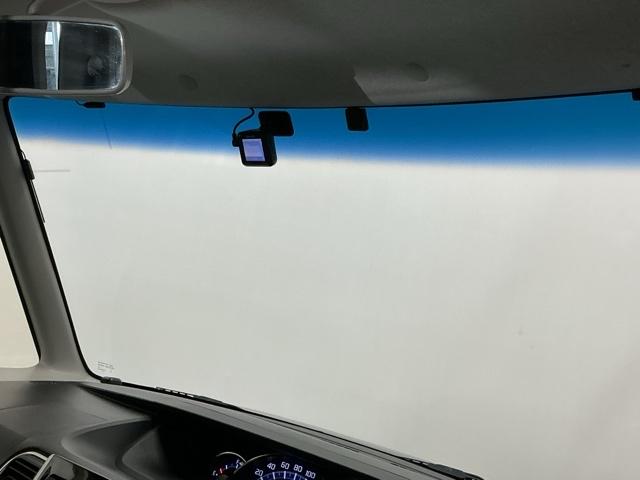 タント カスタムＸトップエディションＳＡ　ナビ　Ｒカメラ　ブルートゥース　フルセグＴＶ　横滑り防止機能　セキュリティ　整備記録簿　キーフリーシステム　スマ－トキ－　地デジフルセグ　助手席エアバッグ　リアカメラ　ＬＥＤライト　パワーウィンドウ（24枚目）