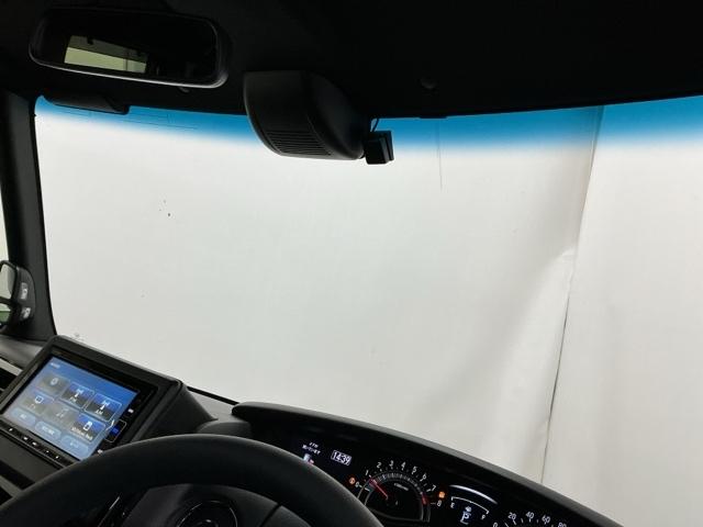 Ｎ－ＢＯＸカスタム Ｌ　ナビ　Ｒカメラ　ブルートゥース　フルセグ　シートヒーター付き　助手席エアバック　Ｂカメ　メンテナンスノート　ＬＥＤ　エアバッグ　パワーウインドウ　Ａライト　クルコン　エアコン　スマートキーＰスタート（29枚目）