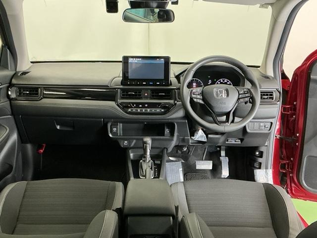 ＷＲ－Ｖ Ｚ＋ブラックスタイル　ドラレコ　ナビ　Ｒカメラ　ブルートゥース　キーフリー　サイドエアバック　フルセグテレビ　横滑り防止機能　バックカメラ　禁煙車　ＵＳＢ　ＬＥＤヘッドライト　オートクルーズコントロール　盗難防止システム（2枚目）