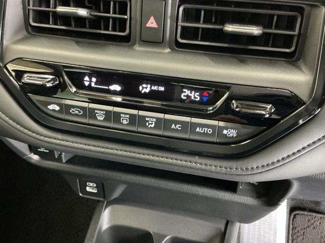 ＷＲ－Ｖ Ｚ＋ブラックスタイル　ドラレコ　ナビ　Ｒカメラ　ブルートゥース　キーフリー　サイドエアバック　フルセグテレビ　横滑り防止機能　バックカメラ　禁煙車　ＵＳＢ　ＬＥＤヘッドライト　オートクルーズコントロール　盗難防止システム（18枚目）