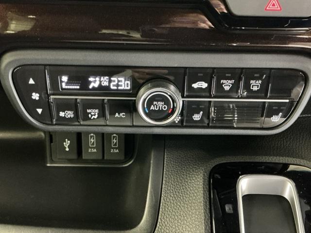 N-BOXカスタム Lターボ ドラレコ ナビ Rカメラ ブルートゥース 両側電動D セキュリティアラーム 誤発信抑制 フルオートエアコン Sヒーター LEDランプ 地デジフルセグ Bカメ アクティブクルーズコントロール Iストップ(17枚目)