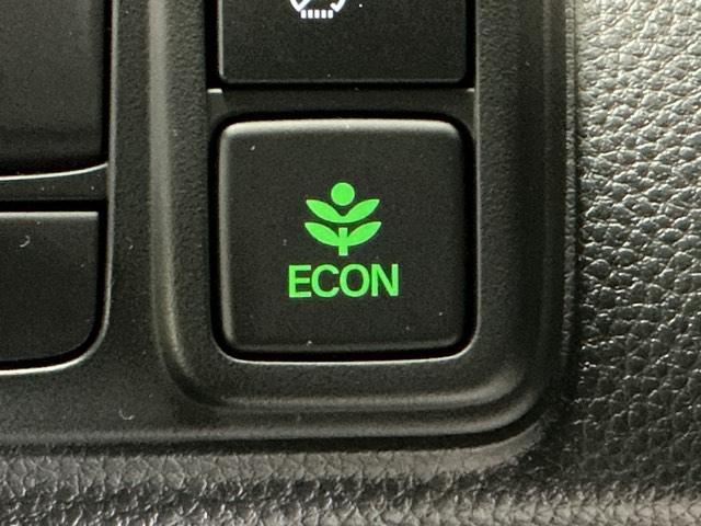 N-BOXカスタム Lターボ ドラレコ ナビ Rカメラ ブルートゥース 両側電動D セキュリティアラーム 誤発信抑制 フルオートエアコン Sヒーター LEDランプ 地デジフルセグ Bカメ アクティブクルーズコントロール Iストップ(32枚目)