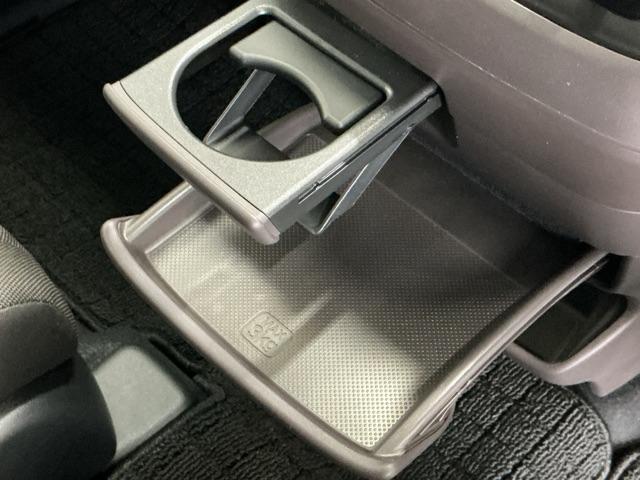 フリードハイブリッド ハイブリッド・Ｇ　ドラレコ　ナビ　Ｒカメラ　ブルートゥース　両側パワスラドア　ＥＴＣ車載器　クルーズコントロール　記録簿　スマートキープッシュスタート　ＡＡＣ　キーレス　ｉ－ＳＴＯＰ　シートヒータ　両席エアバック（20枚目）