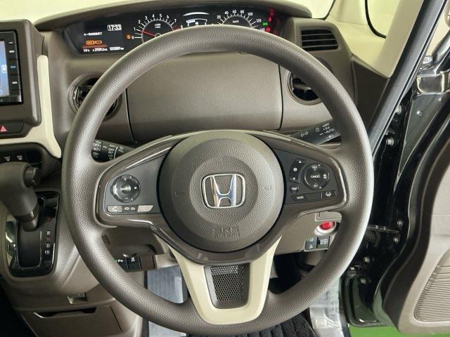 Ｎ－ＢＯＸ Ｇ　アイストップ　踏み間違い防止装置　クリソナ　セキュリティ　Ｂカメ　左右スライドドア　キーフリー　Ｗエアバック　ＬＥＤライト　ベンチシート　クルコン　横滑り防止　ＡＣ　スマートキー　Ａライト　記録簿（3枚目）