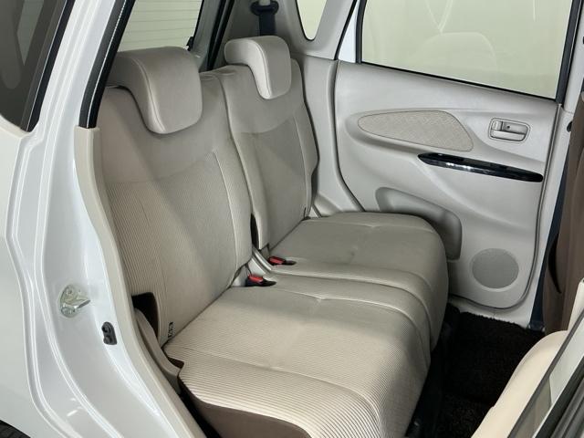 デイズ Ｘ　ナビ　Ｒカメラ　ブルートゥース　ＣＤ　ＥＴＣ　ＡＣ　両席エアバッグ　プッシュスタートスマートキー　ｉ－ｓｔｏｐ　横滑り防止　ＤＶＤ　ベンチシート　盗難防止システム　キーレスエントリー　ワンセグテレビ（18枚目）