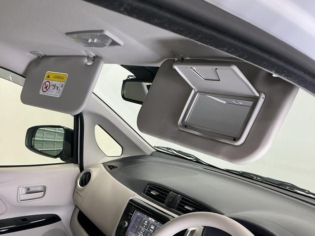 デイズ Ｘ　ナビ　Ｒカメラ　ブルートゥース　ＣＤ　ＥＴＣ　ＡＣ　両席エアバッグ　プッシュスタートスマートキー　ｉ－ｓｔｏｐ　横滑り防止　ＤＶＤ　ベンチシート　盗難防止システム　キーレスエントリー　ワンセグテレビ（44枚目）