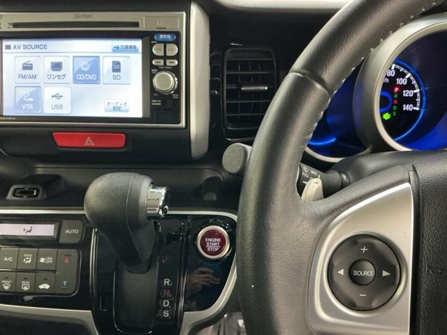 N-BOXカスタム G・ターボLパッケージ Rカメラ ナビ CD DVD ETC ECONモード ターボモデル プッシュスタートスマートキー 横滑り防止 地デジ キーレス AC イモビ オートクルーズ 運転席エアバッグ PW PS Wエアバック(3枚目)