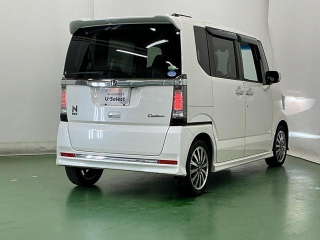 N-BOXカスタム G・ターボLパッケージ Rカメラ ナビ CD DVD ETC ECONモード ターボモデル プッシュスタートスマートキー 横滑り防止 地デジ キーレス AC イモビ オートクルーズ 運転席エアバッグ PW PS Wエアバック(8枚目)
