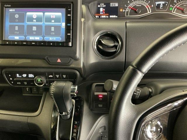 Ｎ－ＢＯＸカスタム Ｌスタイル＋ブラック　ナビ　Ｒカメラ　ブルートゥース　ＣＤ　エアバック　キーフリー　スマ－トキ－　Ｂモニター　レーンキープ　ＶＳＡ　パワーウィンドウ　カーテンエアバッグ　ＬＥＤへッドライト　レーダークルーズ　ＵＳＢ　ＡＢＳ（3枚目）
