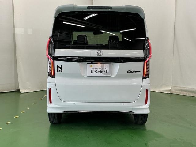 Ｎ－ＢＯＸカスタム Ｌスタイル＋ブラック　ナビ　Ｒカメラ　ブルートゥース　ＣＤ　エアバック　キーフリー　スマ－トキ－　Ｂモニター　レーンキープ　ＶＳＡ　パワーウィンドウ　カーテンエアバッグ　ＬＥＤへッドライト　レーダークルーズ　ＵＳＢ　ＡＢＳ（9枚目）