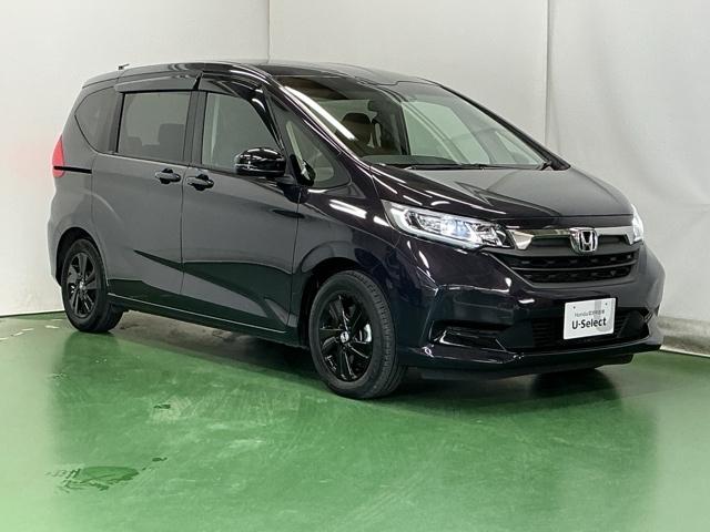 フリードハイブリッド ハイブリッド・Ｇブラックスタイル　ナビ　Ｒカメラ　後席モニター　フルセグ　衝突被害軽減ブレーキ　レーダークルコン　三列シート　レーンキープアシスト　Ｂカメラ　ＵＳＢポート　Ｂｌｕｅｔｏｏｔｈ接続　シートヒーター　ＬＥＤヘッドライト（7枚目）