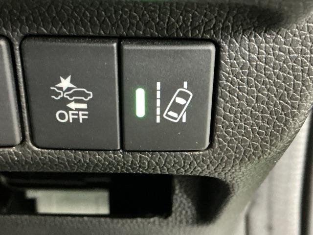 フリードハイブリッド ハイブリッド・Ｇブラックスタイル　ナビ　Ｒカメラ　後席モニター　フルセグ　衝突被害軽減ブレーキ　レーダークルコン　三列シート　レーンキープアシスト　Ｂカメラ　ＵＳＢポート　Ｂｌｕｅｔｏｏｔｈ接続　シートヒーター　ＬＥＤヘッドライト（27枚目）