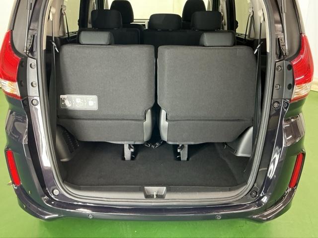 フリードハイブリッド ハイブリッド・Ｇブラックスタイル　ナビ　Ｒカメラ　後席モニター　フルセグ　衝突被害軽減ブレーキ　レーダークルコン　三列シート　レーンキープアシスト　Ｂカメラ　ＵＳＢポート　Ｂｌｕｅｔｏｏｔｈ接続　シートヒーター　ＬＥＤヘッドライト（30枚目）