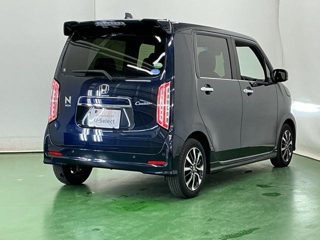 ��^�e�[���Q�[�g�X�|�C���[�����Ńt�H�������X�^�C���b�V���ɂ��Ă��܂��B�������s���ɂ͑��s���萫�\�ɗD��Ă��āA��R��ɂ��傫���v�����܂�