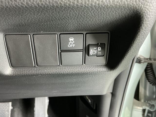 �u�r�`�i������}���j�͊���₷���H�ʁE�J�[�u�𑖂��Ă��鎞�ɋN���肪���ȉ�������R���s���[�^�[����ŗ}�����A�^�]�ɂ�Ƃ�������炵�܂�