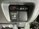 Ｇ・Ｌパッケージ　ナビ　Ｒカメラ　ブルートゥース　フルセグ　Ｉ－ＳＴＯＰ　ベンチ席　メンテナンスノート　カラーバックモニター　全席ＰＷ　イモビライザー　地ＴＶ　ＡＡＣ　横滑り防止　スマートキー　ＤＶＤ再生　ＡＢＳ（21枚目）